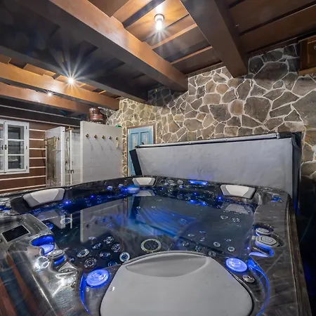 Wellness Roubenka Na Vyhlidce Chalet